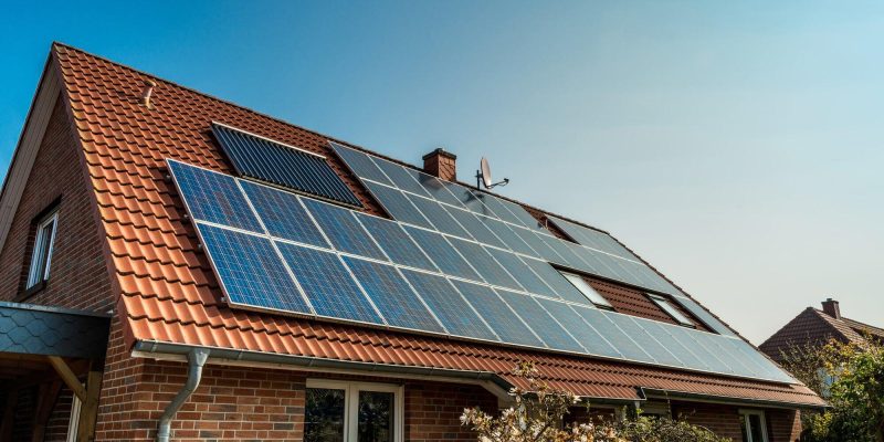 solar installation specialists in Everett
