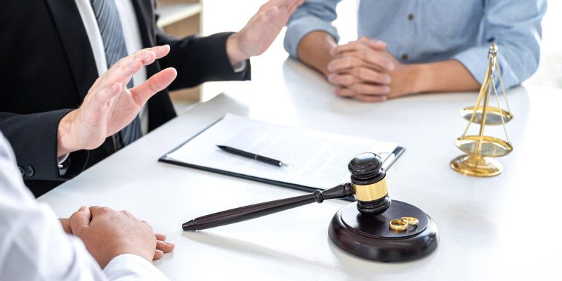 divorce lawyer consultation