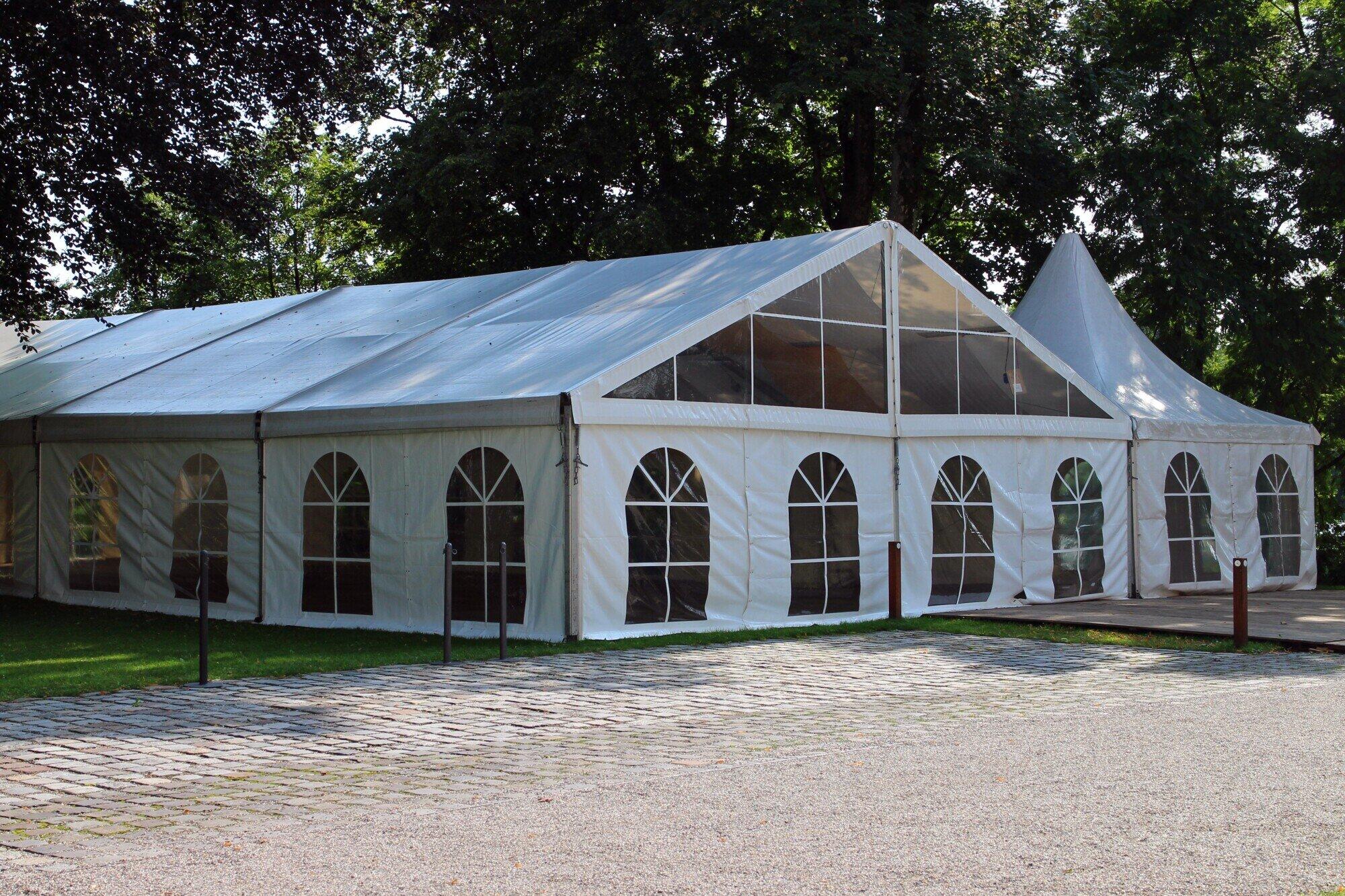 marquee-beer-tent-event-tent